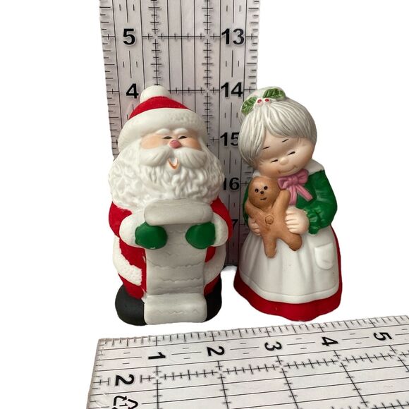 Jasco Winter Wonderland Santa & Mrs Claus Christmas Bell Figurines Set 4.5" - Picture 3 of 10